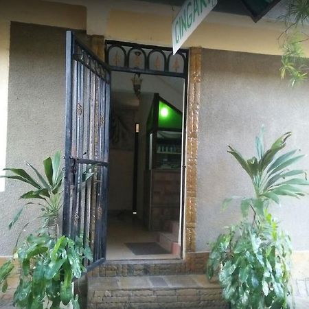Cingaki Hotel Mombasa Kültér fotó